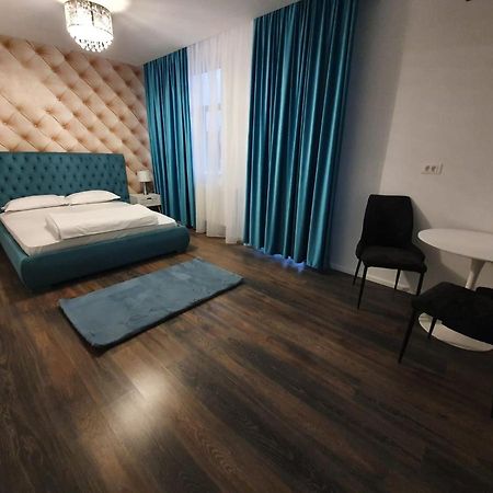 Garsonierre Central Luxury Тыргу-Жиу Экстерьер фото
